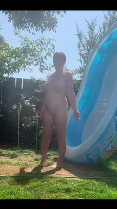 Keira_xxxxxx: Varma dagar behöver kalla duschar ansvarsfriskrivning Ljud redigeras för att...