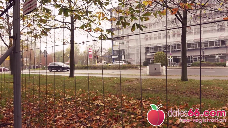 Dates66: Açık havada! Ateşli orta yaşlı seksi kadın Danka Diamond Berlin'de...