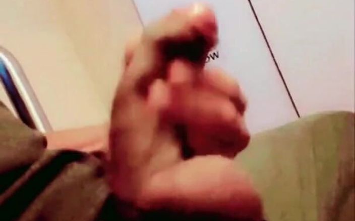 Slutboyben: Slutboyben Cam4 Halka Açık Tren Cumblastı