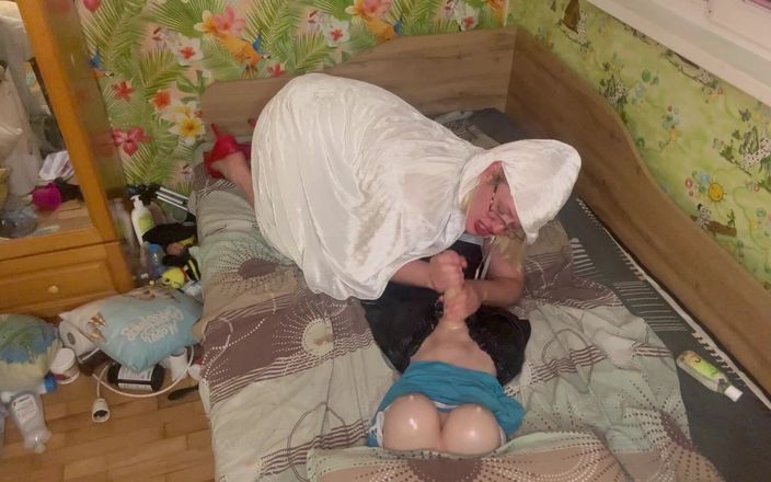 Putarankahotmilf: 흑형 대물 에 정액을 대고 자위하는 여왕