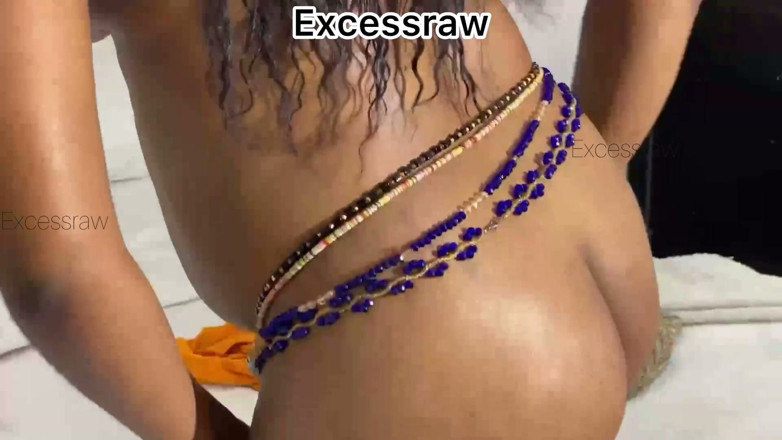 ExcessRaw: Amateur klassieke dame wordt geneukt door een vreemde enorme lul