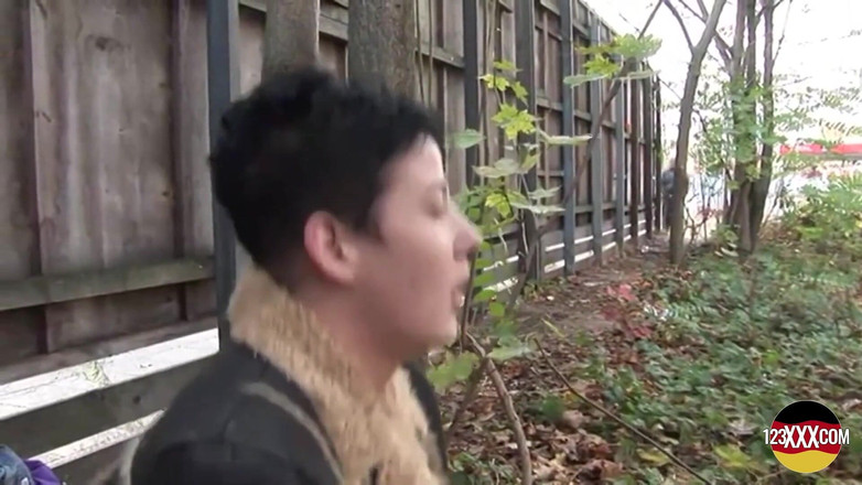 123XXX - Fucked Amateurs in Germany!: Brunetei cu părul scurt îi place foarte mult 