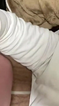 私人拍摄服务焦点。 丰满的臀部和专注于一个目的的专注