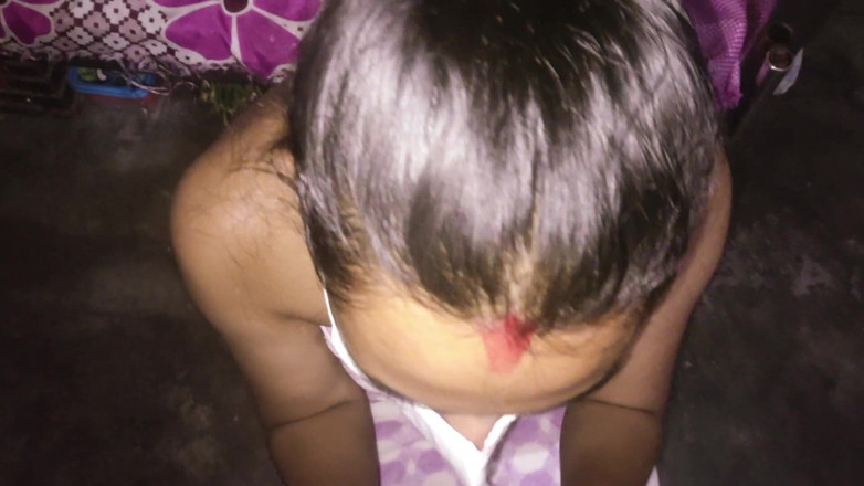 Lovely Dipti: Indická bhabhi kouří sexy viděnou