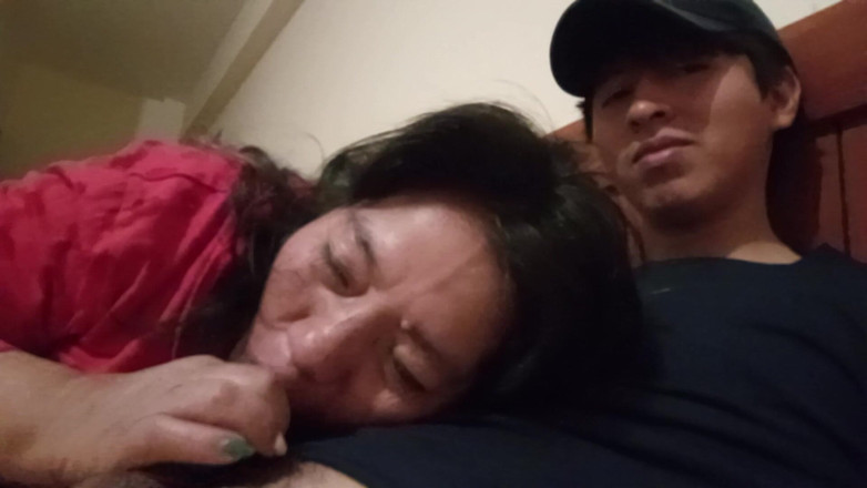 Moo DBOXXX: 음탕한 죄를 범하는 미시 기독교, 그녀는 나에게 중독되었다