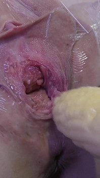 Figa Spalancata Scopata Meccanicamente Da Molto Vicino 3