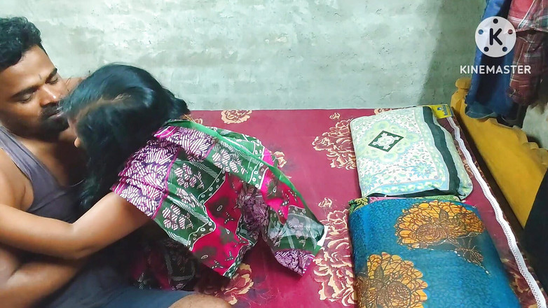 Priyanka xxx: Tchán mě svlékal a šukal celou noc