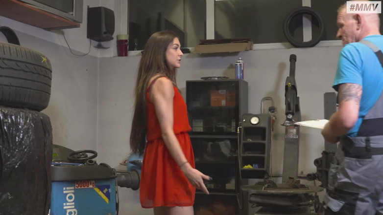MMV Films: Pannendienst 4: scene 1 hot German babe fucks hard