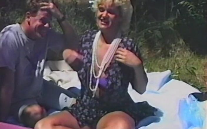 Homegrown Vintage: Futai amator sălbatic din anile 80!