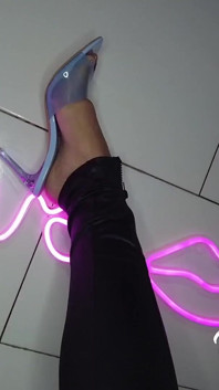 Raissa Doing Footjob in Blue High Heels