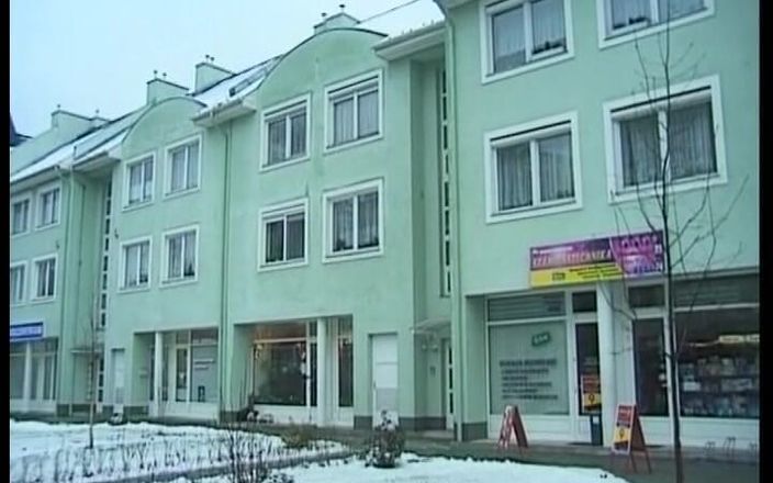 Deutsche XXX Filme: Удивительные немецкие крошки наслаждаются жесткой анальной оргией