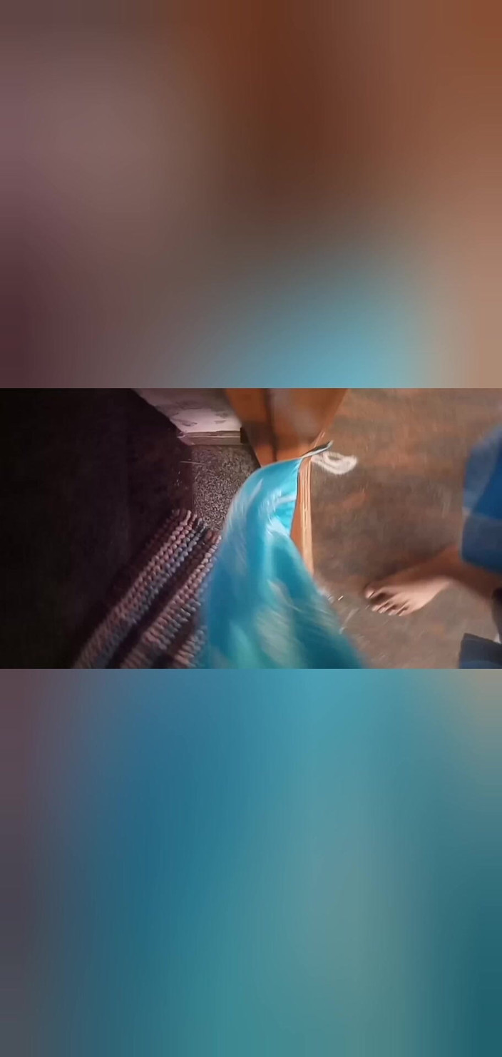 Pickup maami: Ibu tiri tamil lagi asik bersenang-senang sama teman-teman suaminya