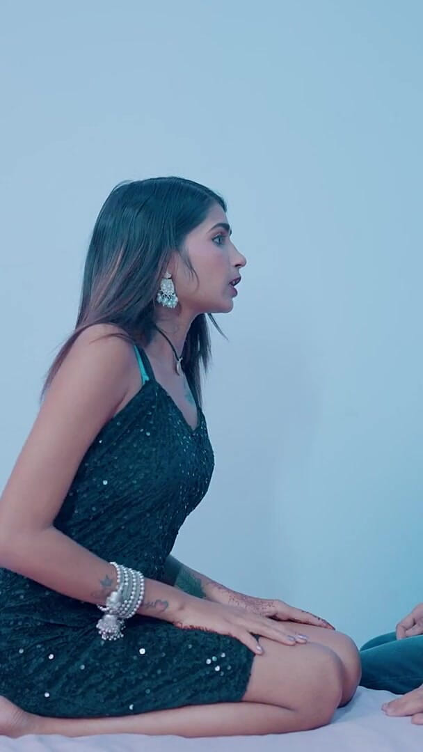 Setup movie: Sexy Slim Hot Girlfriend Enjoyed Early Morning Sex with Her...