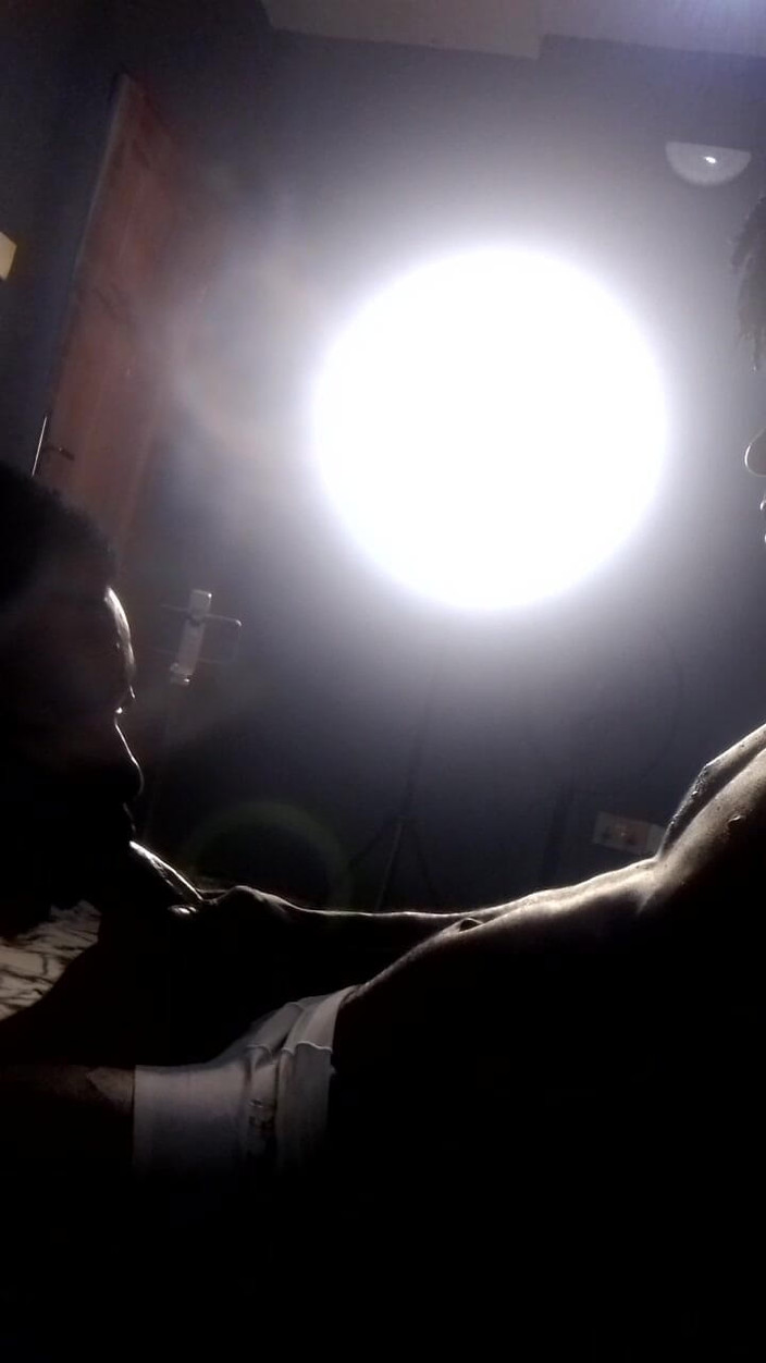 That's_black: Il Ragazzo in Una Casa Non Ha Una Scelta