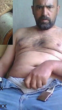 Homem maduro ao vivo