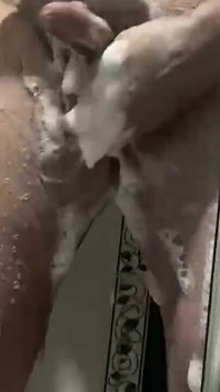 1-) Türkische Badezimmerdusche Und Große Ejakulation. Fuß:)