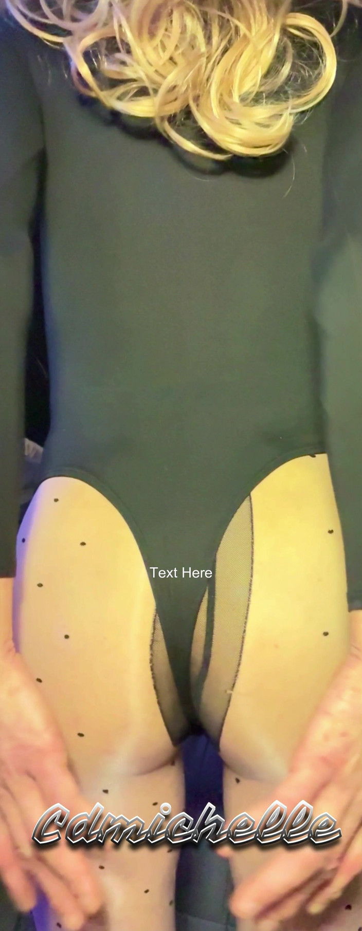 Feeling sexy today crosdressing: Travestito Travestito Con La Tuta Nera in Collant