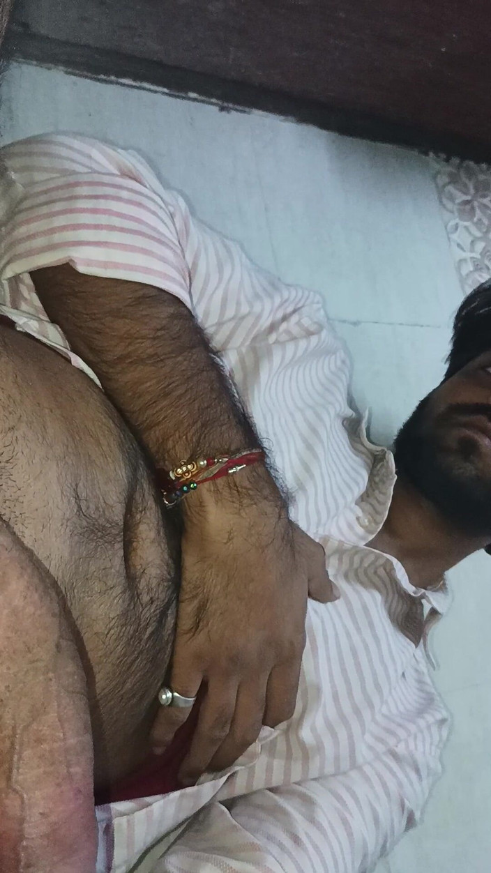 S SterlingTrouble6: Rocky từ Ấn Độ 