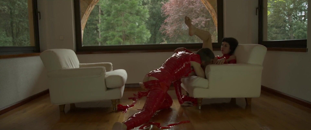 Verso Cinema: VCAPISC Unwrap me Alex Ak och Selina Ak