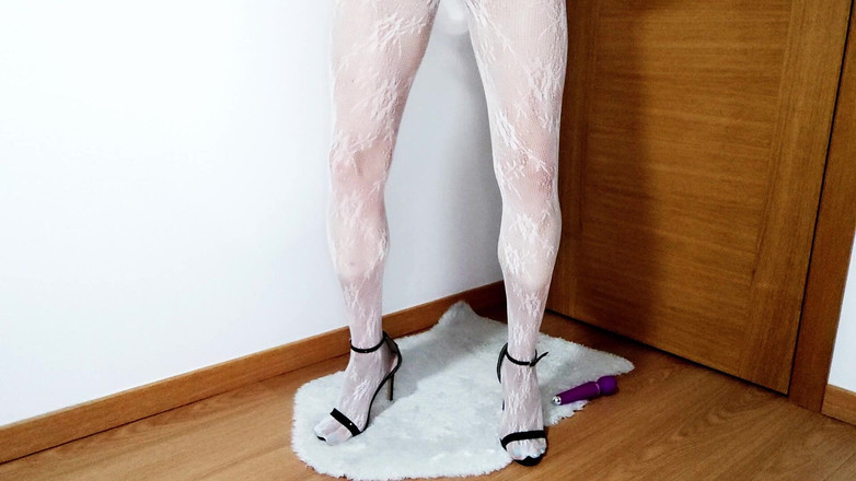 Leona Incubo: Transe kommt mit einem vibrator und perlen