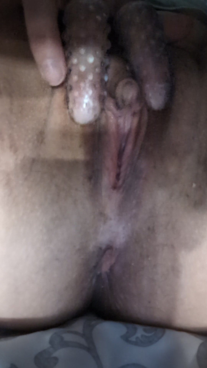 Jamponie Sexy Hot Milf: Je Doigte Ma Chatte Et Mon Clito Avec De Nouveaux...