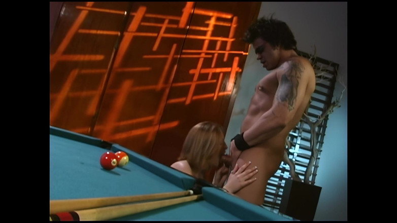 Pornobello: Một con điếm trẻ với bộ ngực hoàn hảo fucked tốt...