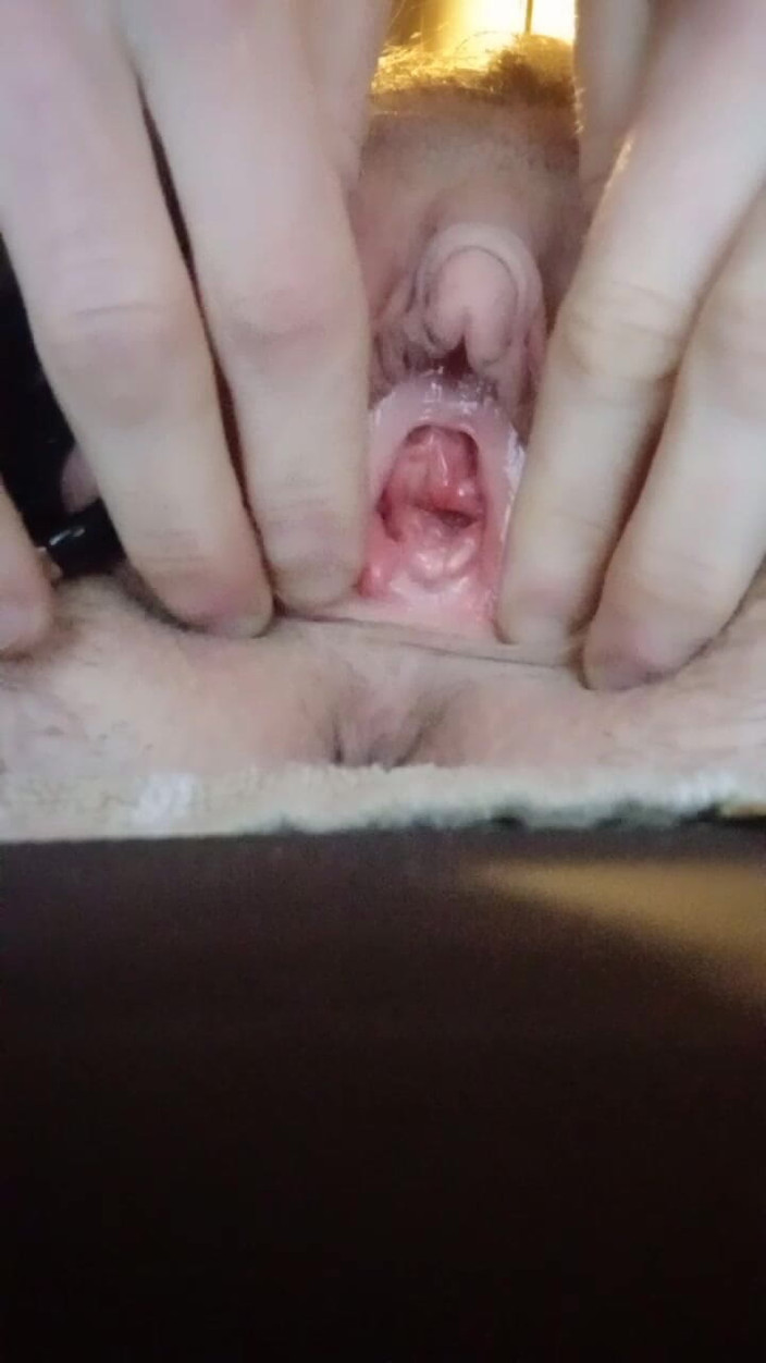 BonusholeToy: Ftm bestrafte tante, faul sein