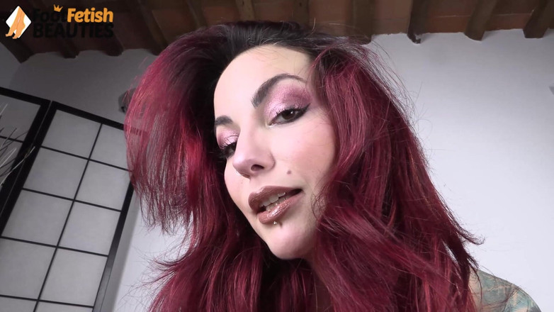 Foot Fetish HD: Die perfekte herrin und sklavenerfahrung einer dominierenden rothaarigen
