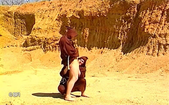 Amazing asses and pussies: Gangbang untuk allah