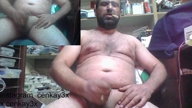 CenkAy: Papa komt klaar