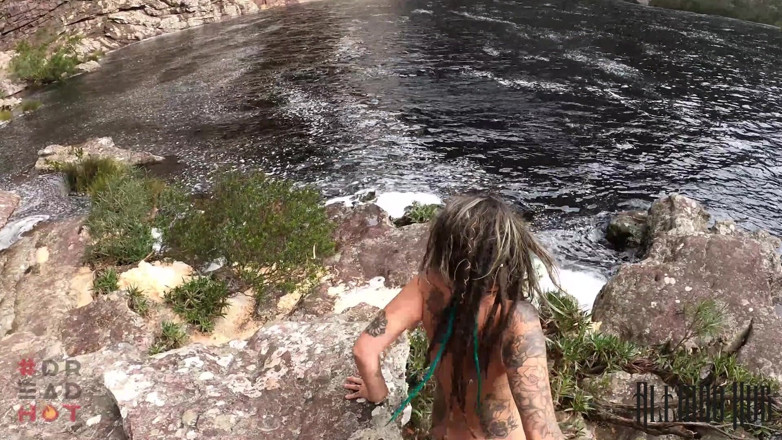 Alemao Hub: Wild Forest Fuck with Hot Babe