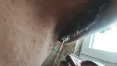 Pissing nella bocca del marito - umiliazione feticcio