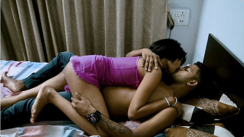 ReadyChallenge7: Manžel byl po příchodu z kanceláře velmi unavený, ale manželka...