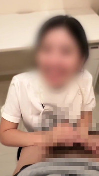 [Sex între o asistentă medicală și un pacient într-o cameră de spital] Nu ți-ar plăcea să faci ceva care să se simtă bine?