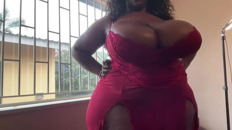 Legendary Booty Overdose: SSBBW stuzzica