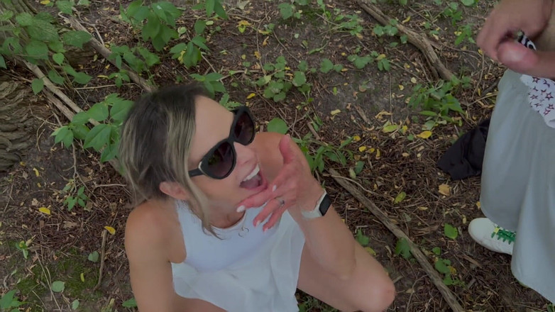 Serenity Cox: 테니스 드레스를 입고 따먹히는 마누라