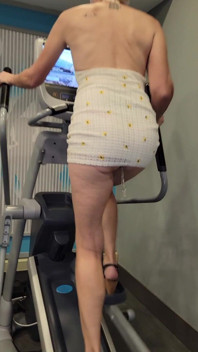 Elliptical Cunt and Plug