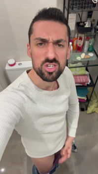 Stepdaddy Jerking off
