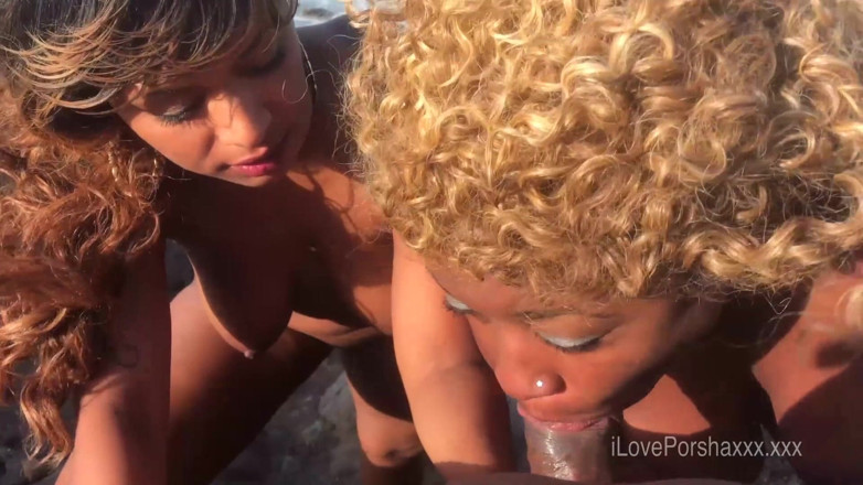 Porsha Carrera XXX: Gostosas negras fodem na praia