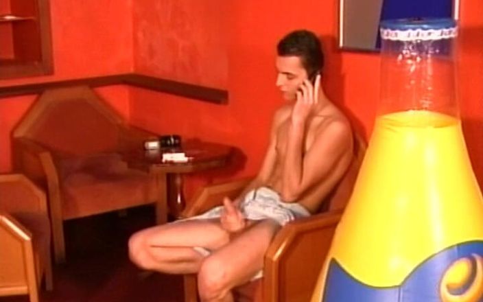 Gay vintage vibes: Fiery hunks में बंद #2