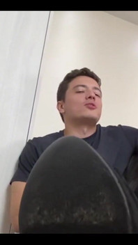 Cuckold Lick Her Lover Cum From Kiffa Soles After Cathes They Fucking