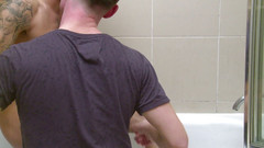 Macho Guys: Theo Reid & Dan Broughton, làm tình thư giãn trong bồn...