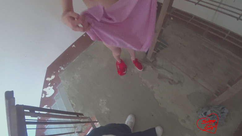 SOboyandSOgirl: Am decis să facem o plimbare cu un dop anal,...