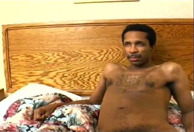 First Black Sexperience: Latin floozies Mia Domore likes to play with man's huge...