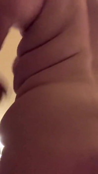 Bbwbootyful krémující mé tělo a třela mi kundičku