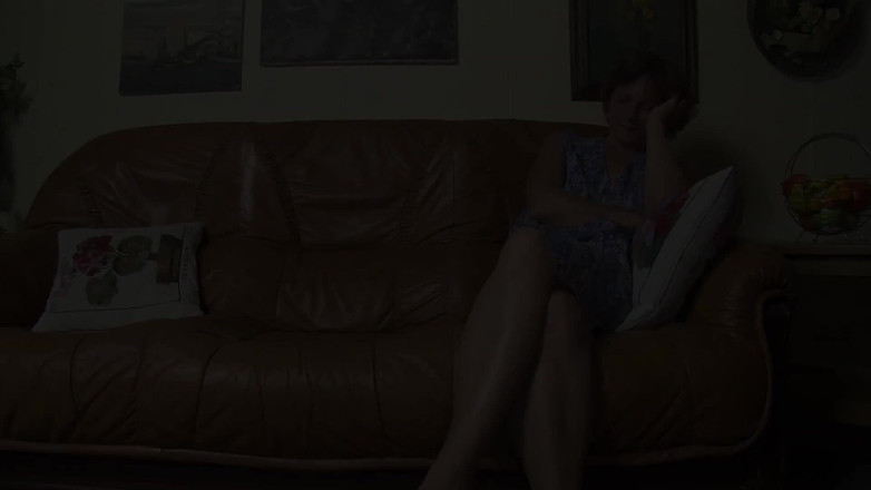 German Fuck Movie: Waltraud płaci czynsz ruchając parę właścicieli 2