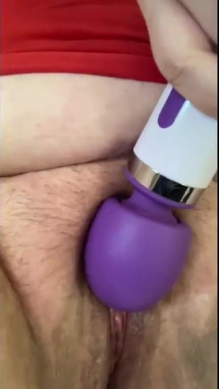 Real homemade BBW BBC porn: Bbwbootyful tření mé tlusté chlupaté kundičky stimulující klitoris s elektrickou...
