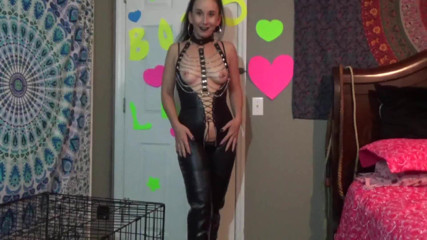 Femdom Austria: Solo mistress wearing latex shows her tits while talking dirty