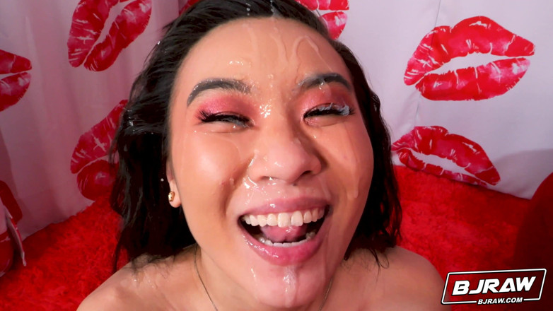 BJ Raw: एशियाई सुंदरियां भार ले रही हैं