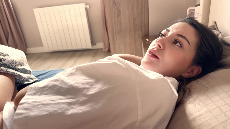 Sugary Kitty: I Woke up with Step Sis Rubbing My Dick Her...